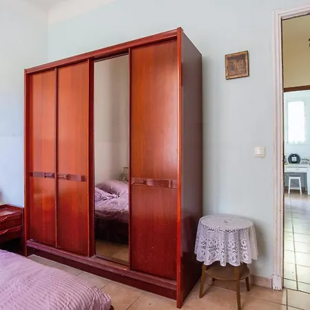 Maison De 3 Chambres A Cap D'antibes A 400 M De La Plage Avec Jardin Clos Et Wifi Ferienhaus *
